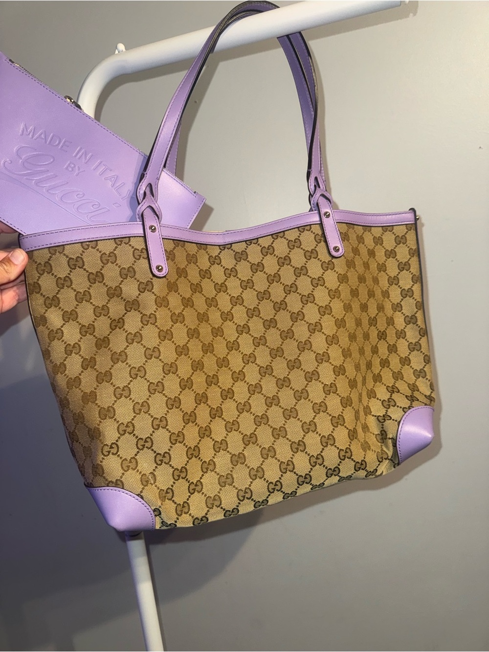 Gucci Beige GG Canvas Tote with Lavender Trim - Picture 5 of 16